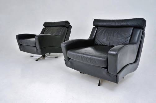 Werner Langenfeld chair for Esa Mobelvaerk, black leather swivel chairs, 1960`s ca, Danish